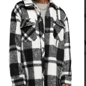 BDG BLACK AND WHITE PLAID SHACKET